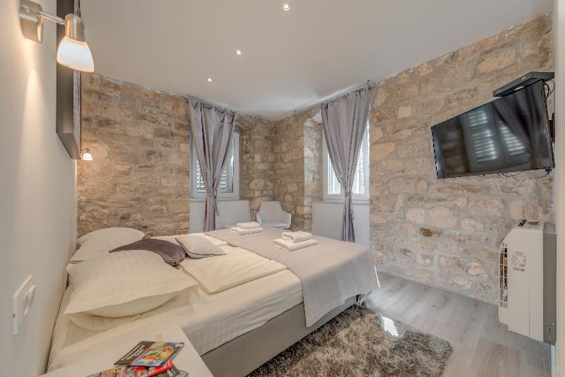 Temple Luxury Apartments & Rooms Split Eksteriør billede
